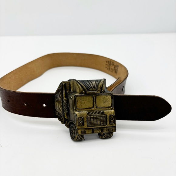 Vintage Kids Belt with Truck Belt Buckle - Picture 1 of 6